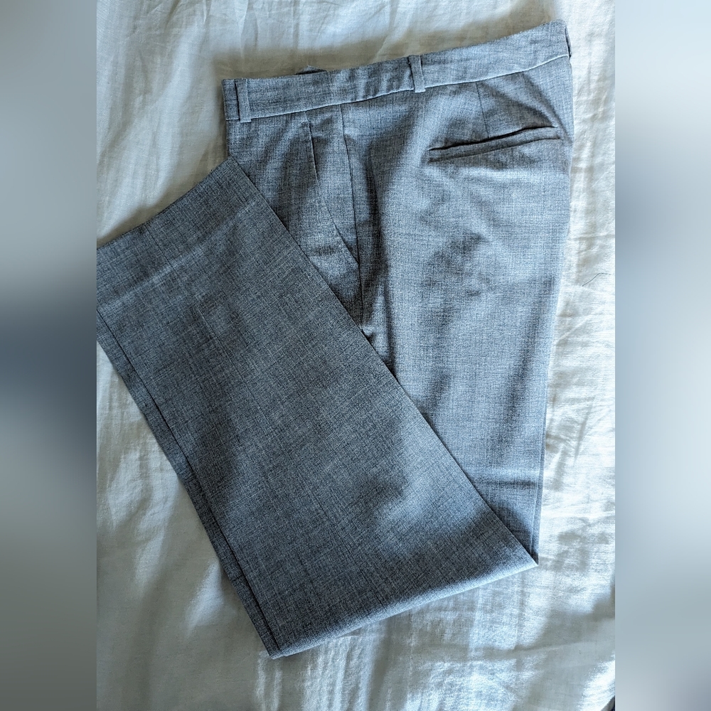 Banana Republic Light Grey Suit Pants, Curvy Ryan Fit